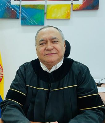 Dr. Luis Miguel Villalobos Álvarez