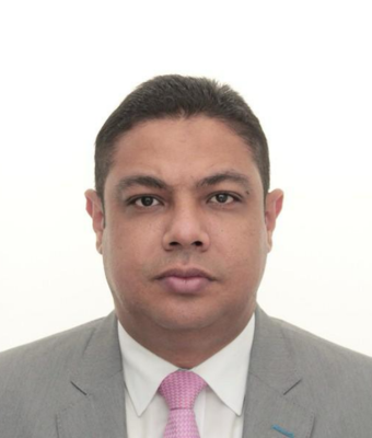 Dr. Romel David Arévalo González.